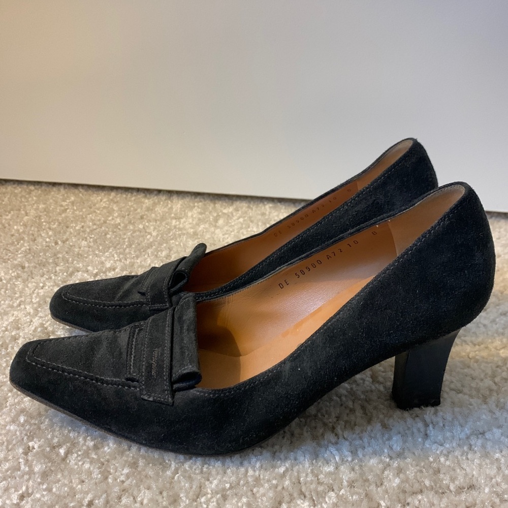 Ferragamo Black Suede Pump